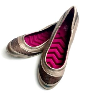 Avon Cushion Walk Bronze Slip-on Shoes Sz 9
